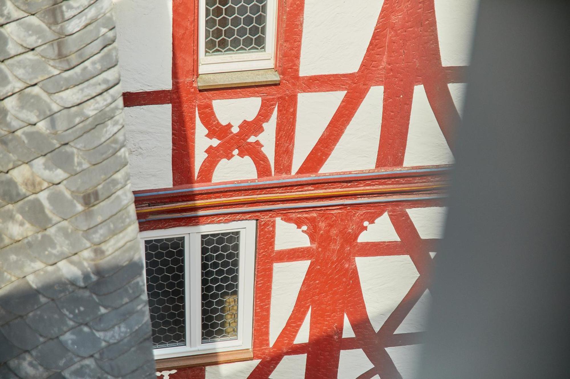 Fachwerkperle Am Historischen Marktplatz Bernkastel-Kues Exteriér fotografie