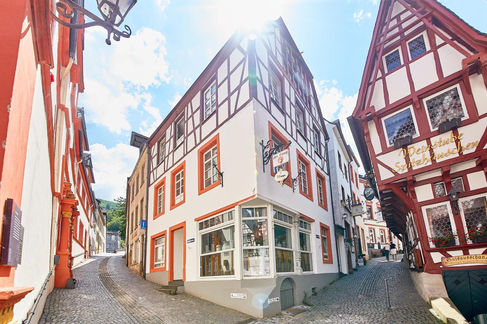 Fachwerkperle Am Historischen Marktplatz Bernkastel-Kues Exteriér fotografie
